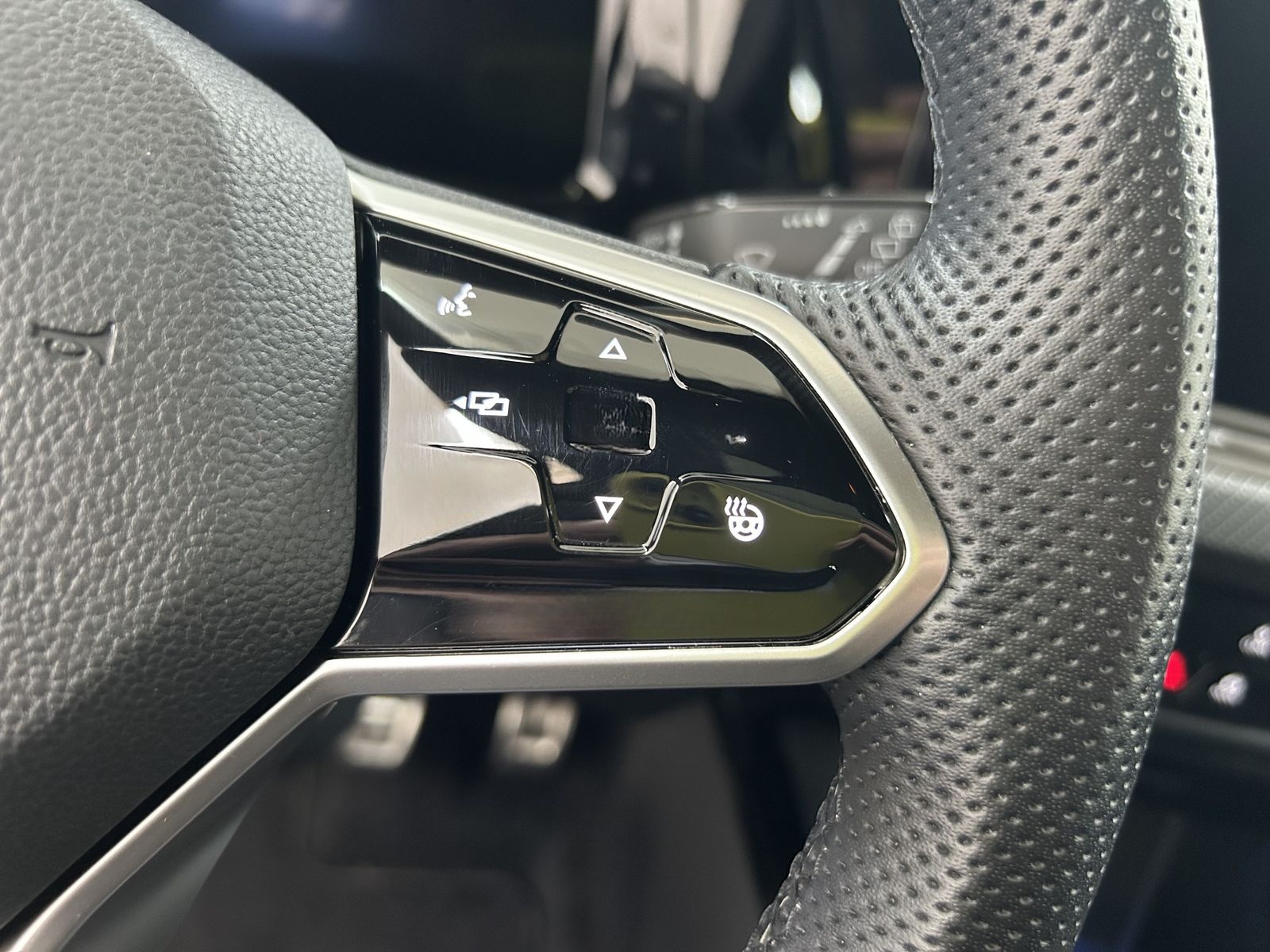 Volkswagen Golf R-Line ACC+Matrix+Pano+Ambiente+Keyless+DAB foto 23