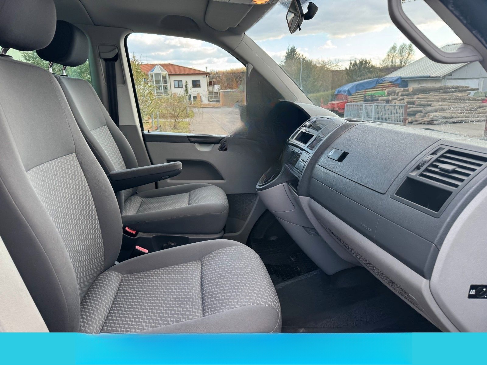 Volkswagen T5 Caravelle Trendline "8Sitzer" foto 12