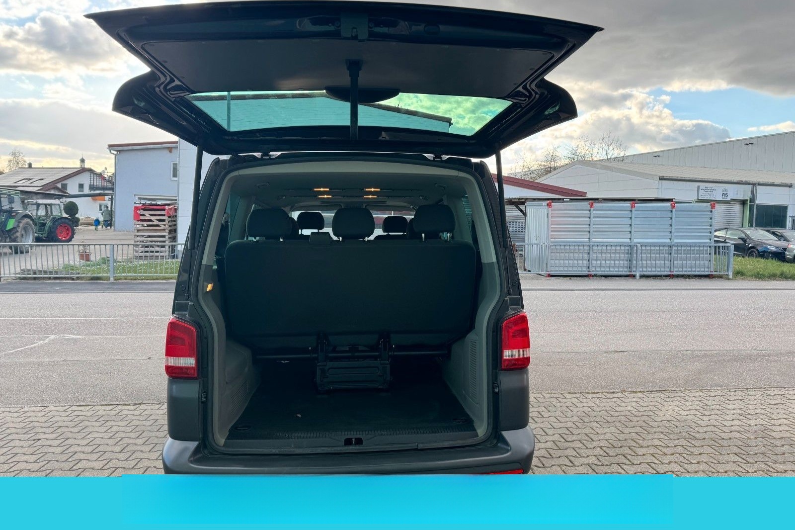 Volkswagen T5 Caravelle Trendline "8Sitzer" foto 16