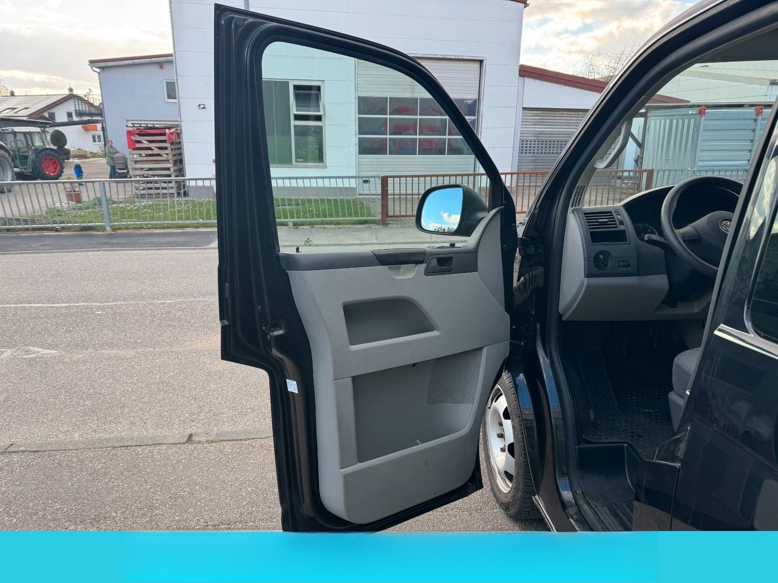 Volkswagen T5 Caravelle Trendline "8Sitzer" foto 20