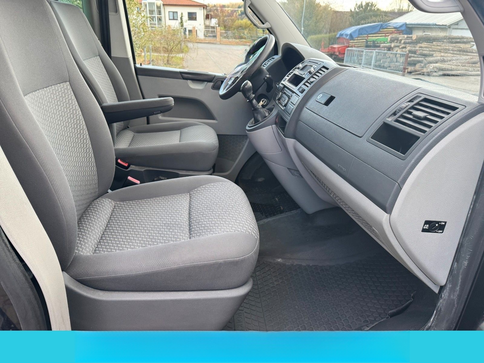 Volkswagen T5 Caravelle Trendline "8Sitzer" foto 24