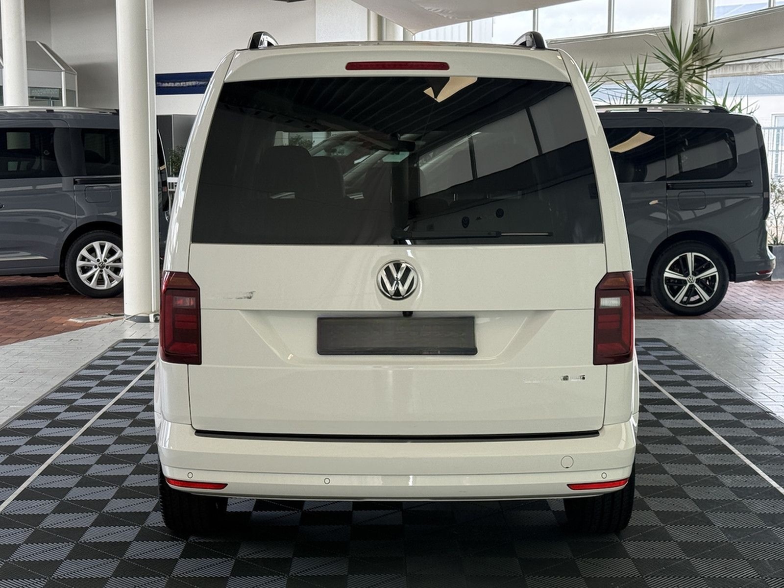 Volkswagen Caddy EDITION 35 TSI XENON NAVI ACC KAMERA foto 14