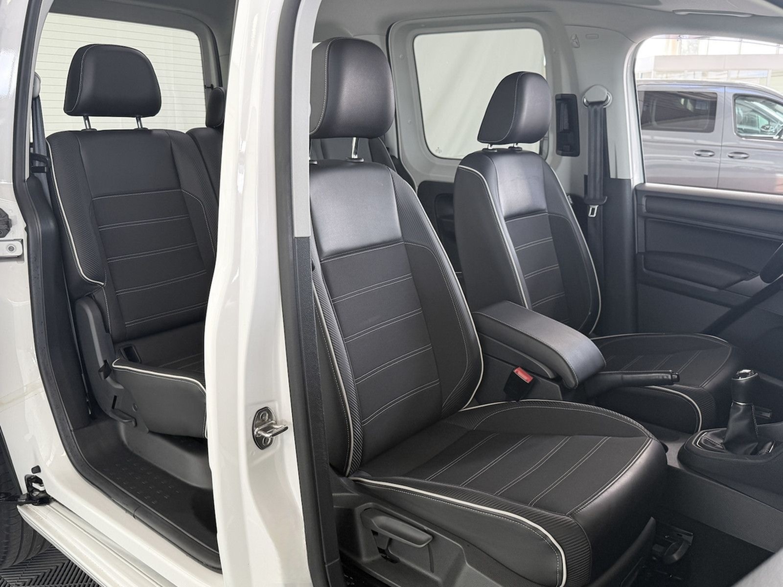 Volkswagen Caddy EDITION 35 TSI XENON NAVI ACC KAMERA foto 34