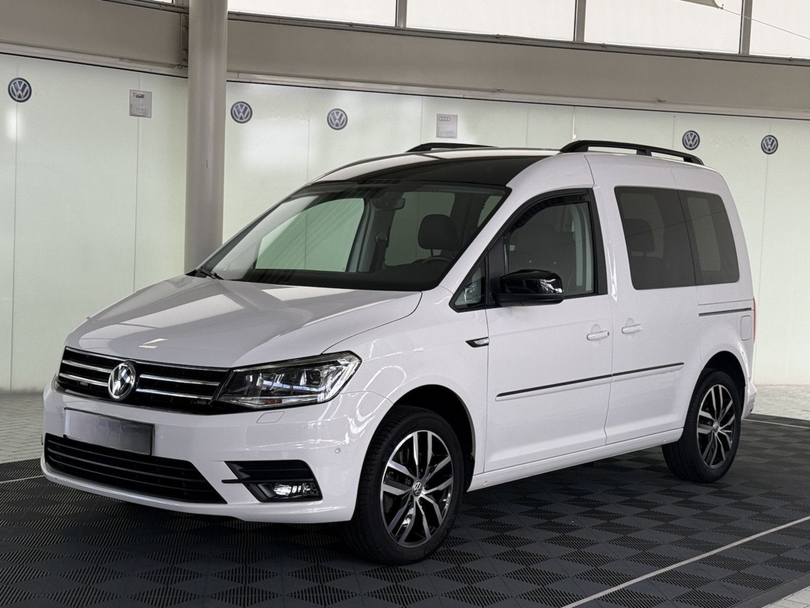 Volkswagen Caddy EDITION 35 TSI XENON NAVI ACC KAMERA foto 40