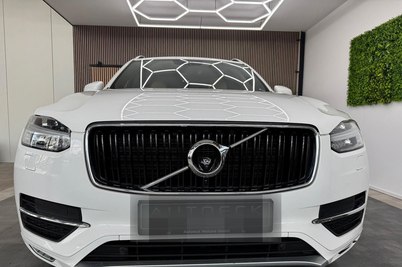 Volvo XC 90 Momentum 2.0D 2WD 7-Sitzer LED 360° Kamera foto 2