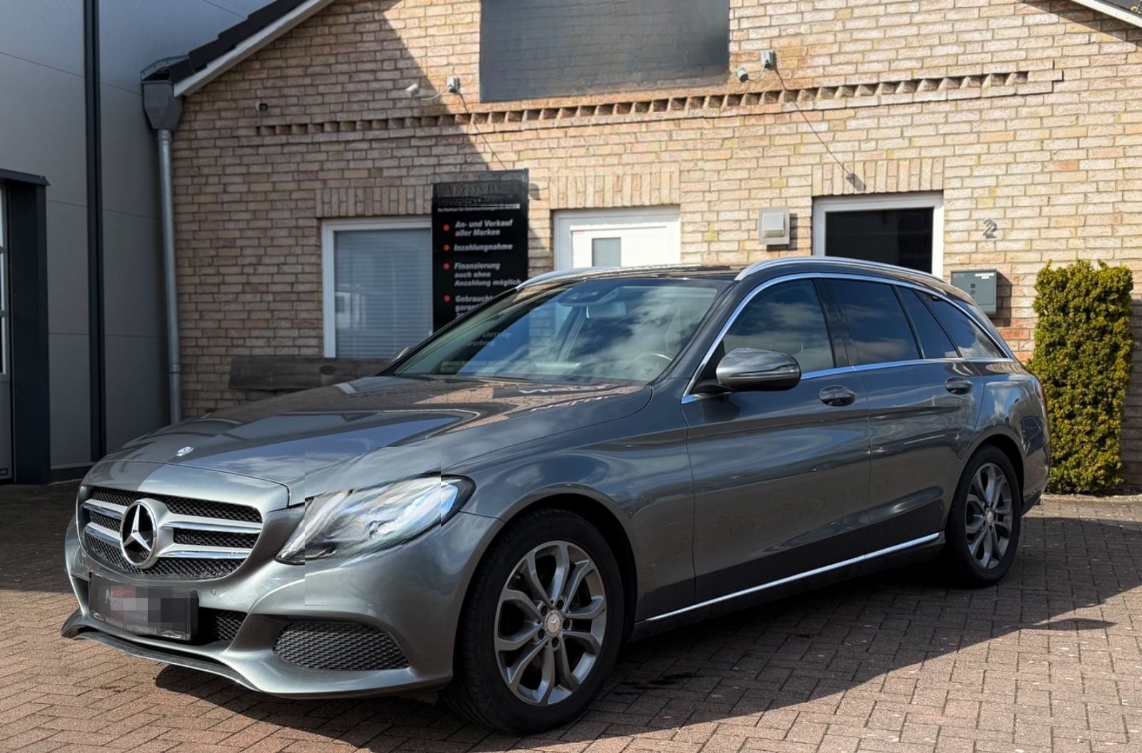 Mercedes-Benz C -Klasse 220d|LED|ACC|NAV|SHZ|AHK|PANO|TEMP|ALO foto 2