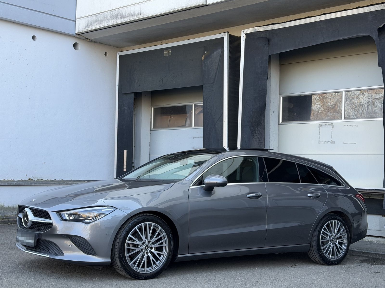 Mercedes-Benz CLA 200 Shooting Brake Progressive LED Pano 360° foto 2