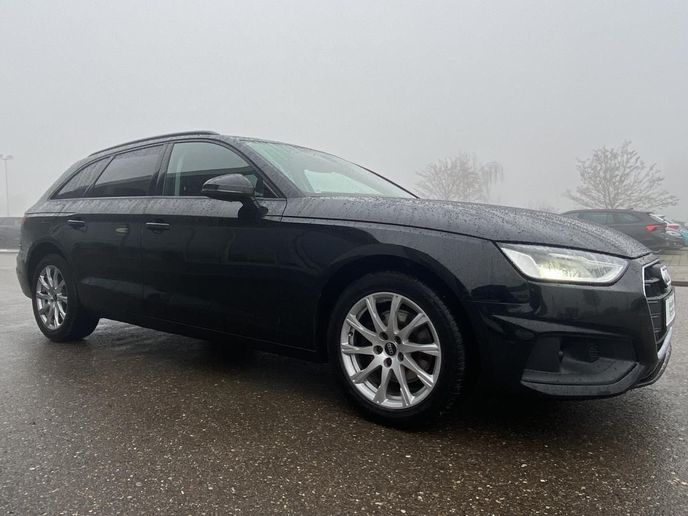 Audi A4 Avant 35 2.0 TFSI S-tronic 17"+EL.HECK+NAVI+L foto 6