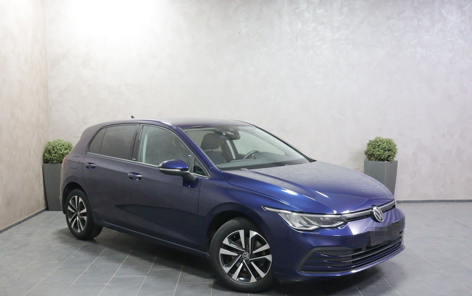 Volkswagen Golf VIII Lim. eTSI DSG United CAM LED ACC NAVI foto 2