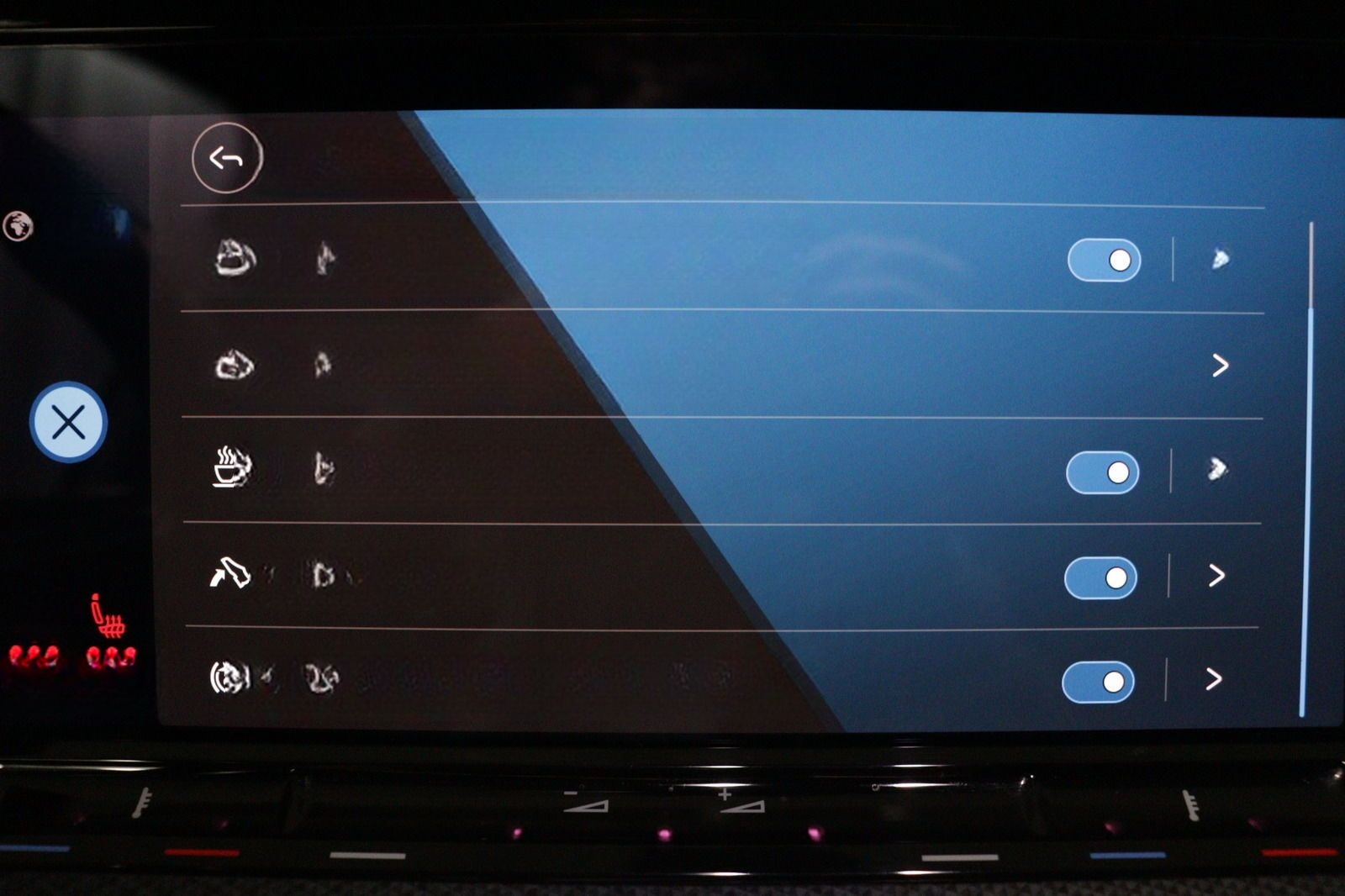 Volkswagen Golf VIII Lim. eTSI DSG United CAM LED ACC NAVI foto 9