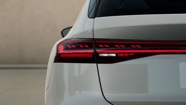 Audi A6 e-tron Avant quattro S line HuD Luftfed. AHK  foto 14