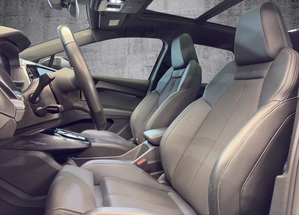 Audi Q4 e-tron 45 quattro AHK+Pano+Head-Up+Matrix foto 8