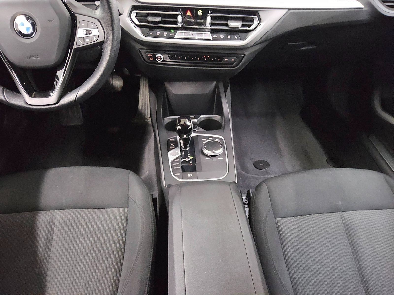 BMW 120dA Advantage Navi LED LC-Pro PDC Shz Tempomat foto 6
