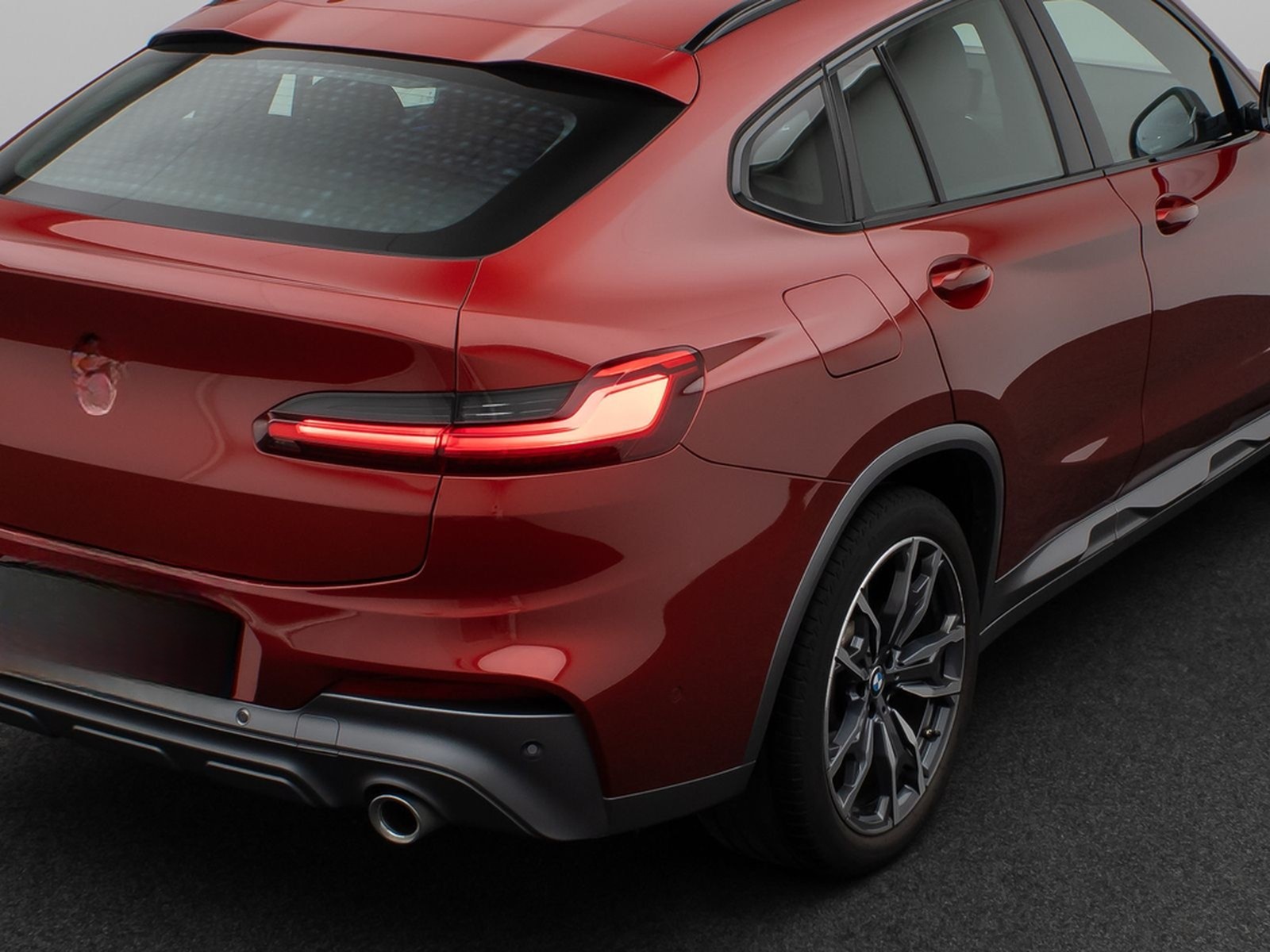 BMW X4 xD20d M Sport X Panorama HUD HiFi Komfort 20" foto 16