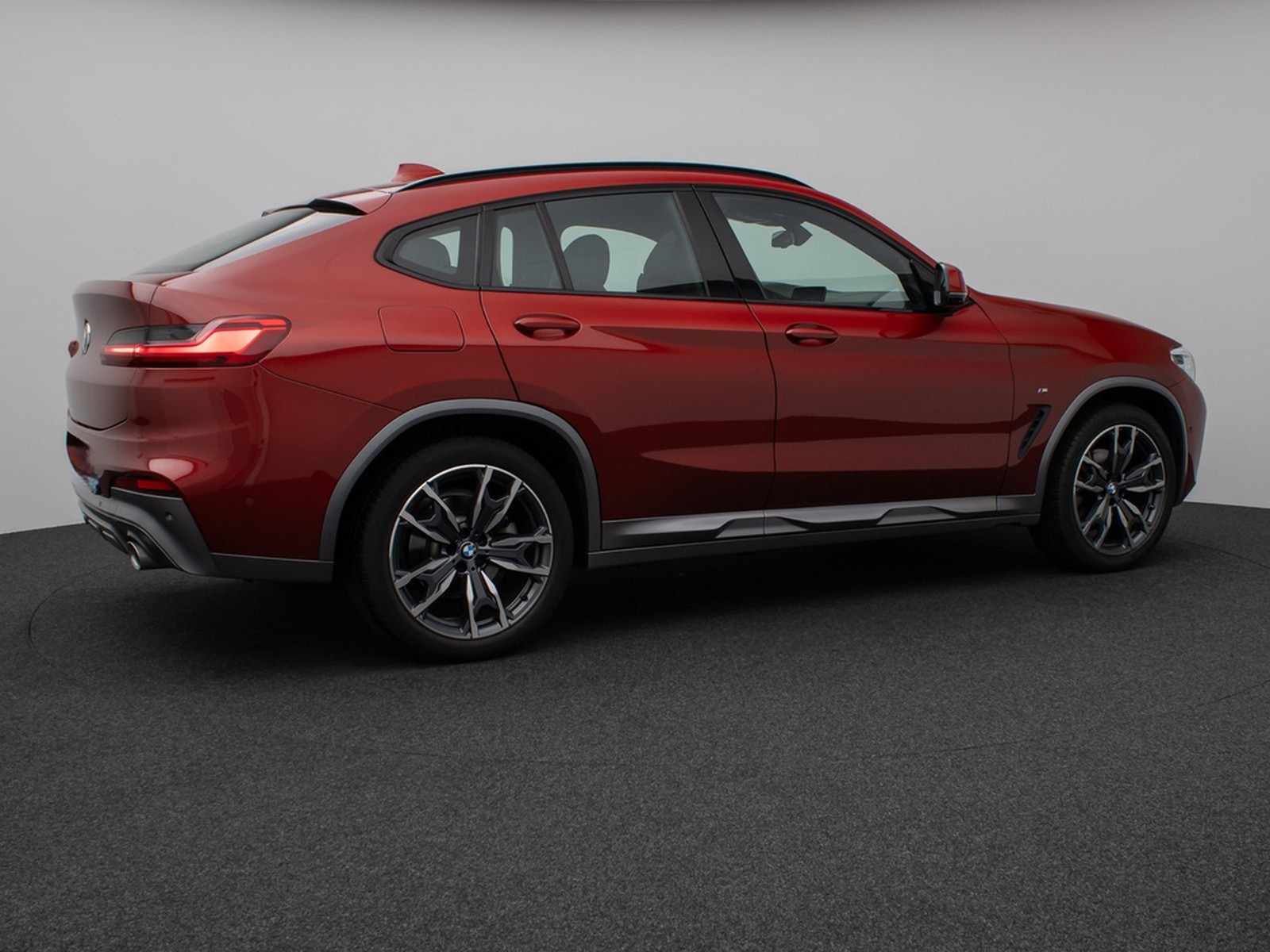 BMW X4 xD20d M Sport X Panorama HUD HiFi Komfort 20" foto 6