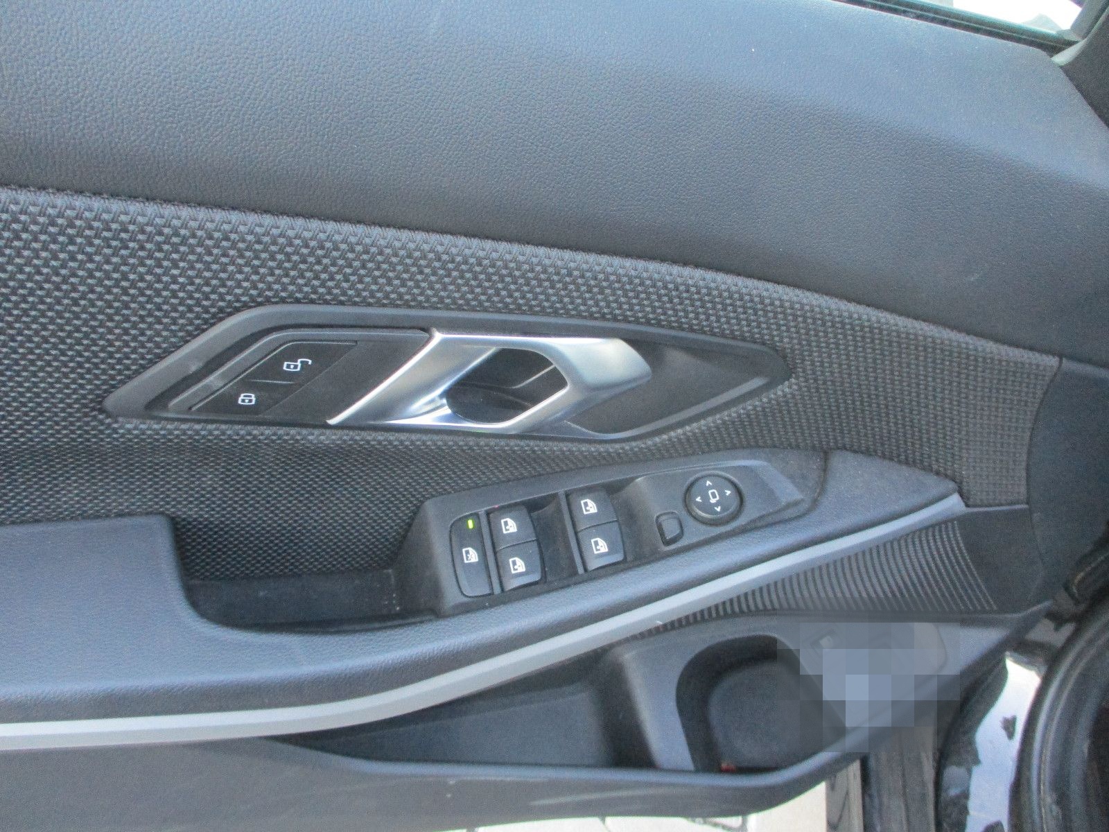 BMW 330e Touring NAVI SPURH SITZH TEMP LED PDC AHK foto 11