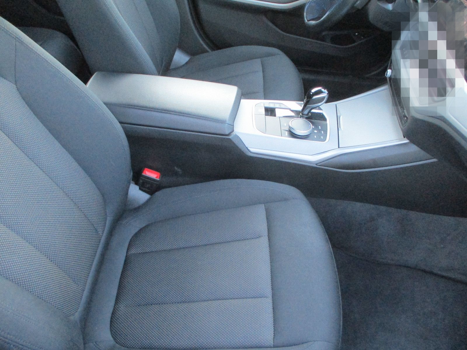 BMW 330e Touring NAVI SPURH SITZH TEMP LED PDC AHK foto 14