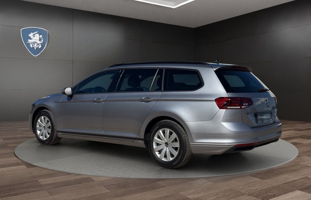 Volkswagen Passat Var. 1.5 TSI Basis AHK+KAMERA+NAVI+PDC foto 7