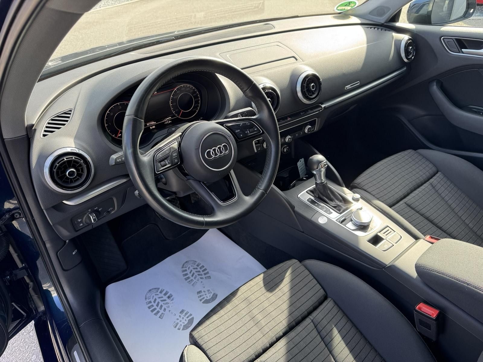 Audi A3 Limousine 35 TDI sport CarPlay Automatik foto 14