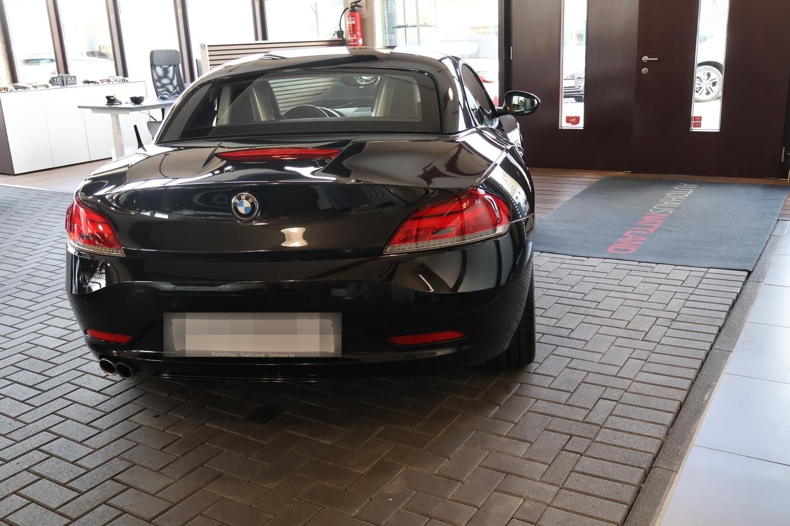 BMW Z4 sDrive 20i Metallic Leder Xenon PDC Sitzh foto 16