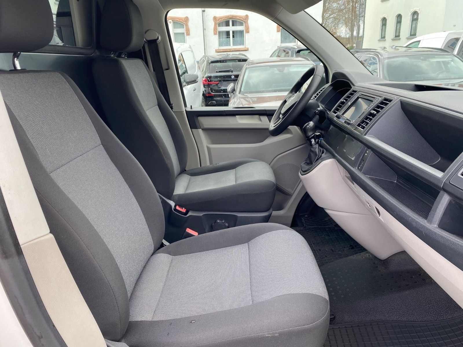 Volkswagen T6 Kasten Hochdach 4Mo/Büro/Camper-Basis foto 6