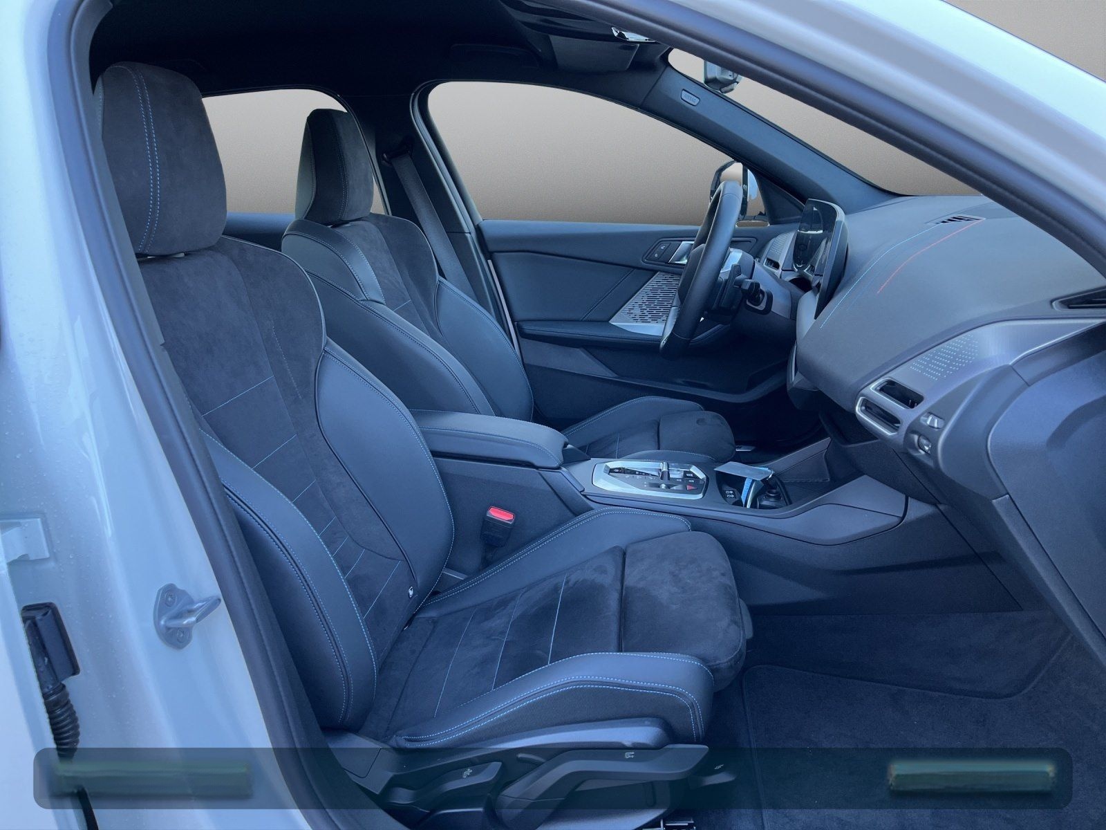 BMW 120d M Sportpaket Navi+SHZ+KeyGO+BT UPE: 46.660€ foto 19