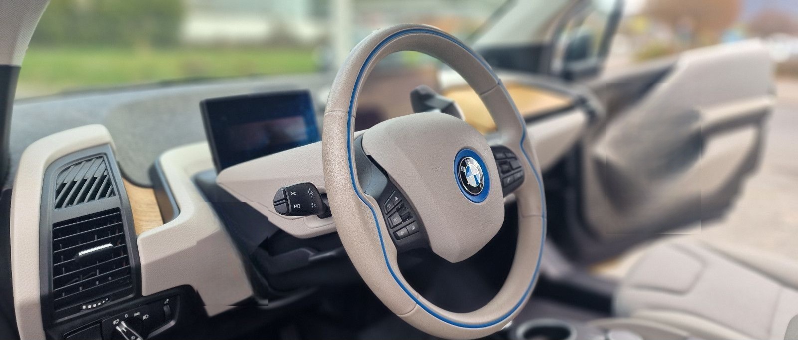BMW i3 T-LEDER  DRIV.+ NAVI PROF H&K KAM SPORTPAKET foto 23
