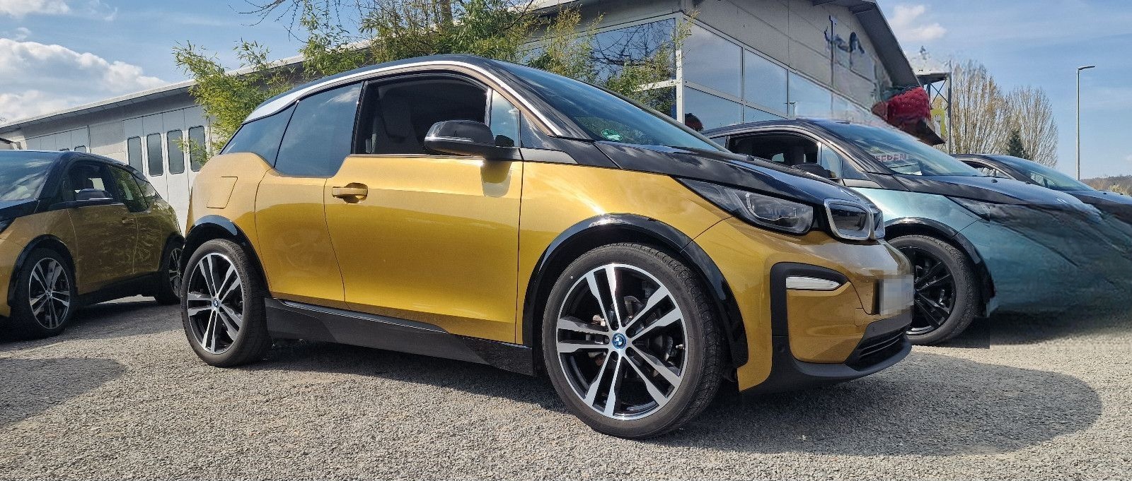 BMW i3 T-LEDER  DRIV.+ NAVI PROF H&K KAM SPORTPAKET foto 4