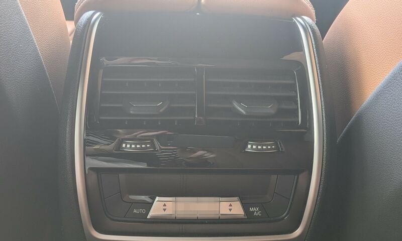 BMW X5 xDrive30d M Sport Head-Up. Sky Lounge. AHK foto 13