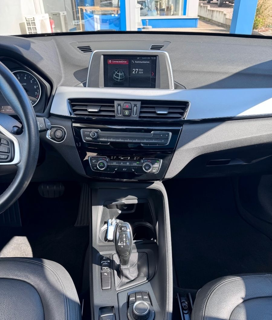 BMW X1 sDrive18i Advantage/Leder/Pano.D./PDC foto 8