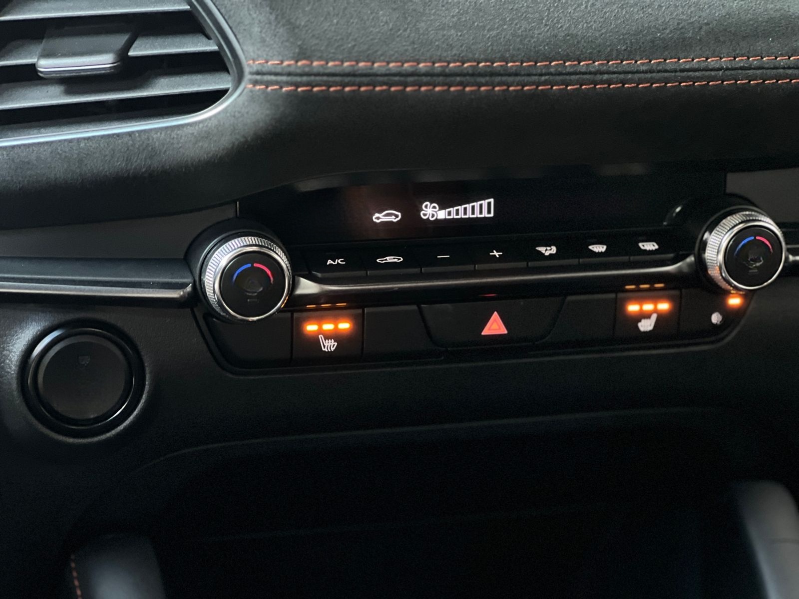Mazda 3 M Hybrid Nagisa BOSE MEMORY HUD NAVI RFK SHZ foto 25