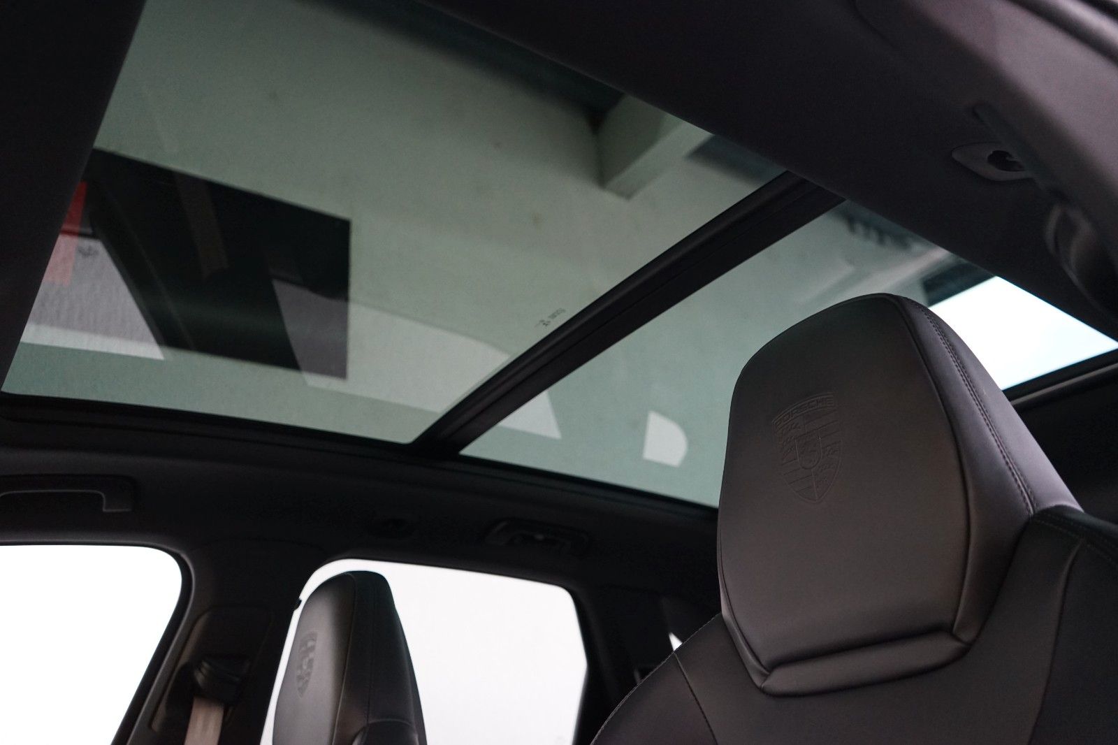 Porsche Cayenne Platinum Edition/Luft/STHZ/Pano/ACC foto 17