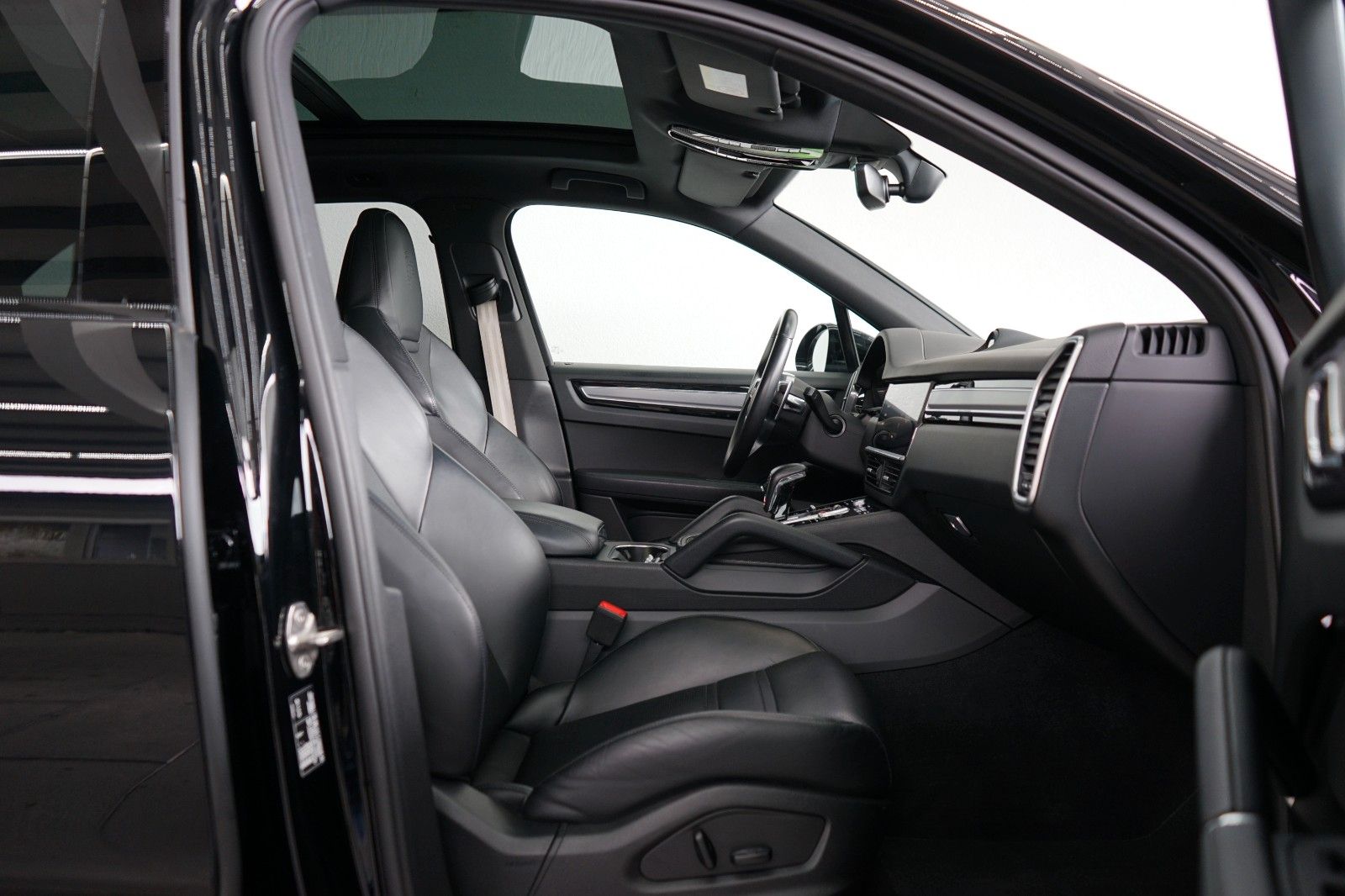 Porsche Cayenne Platinum Edition/Luft/STHZ/Pano/ACC foto 10