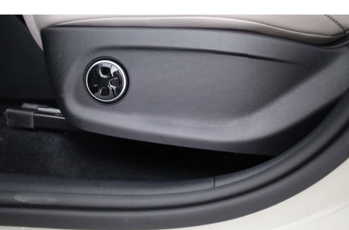 BYD ATTO 2 Comfort LP: 43.549,- /Pano/Wärmepumpe/Top foto 19