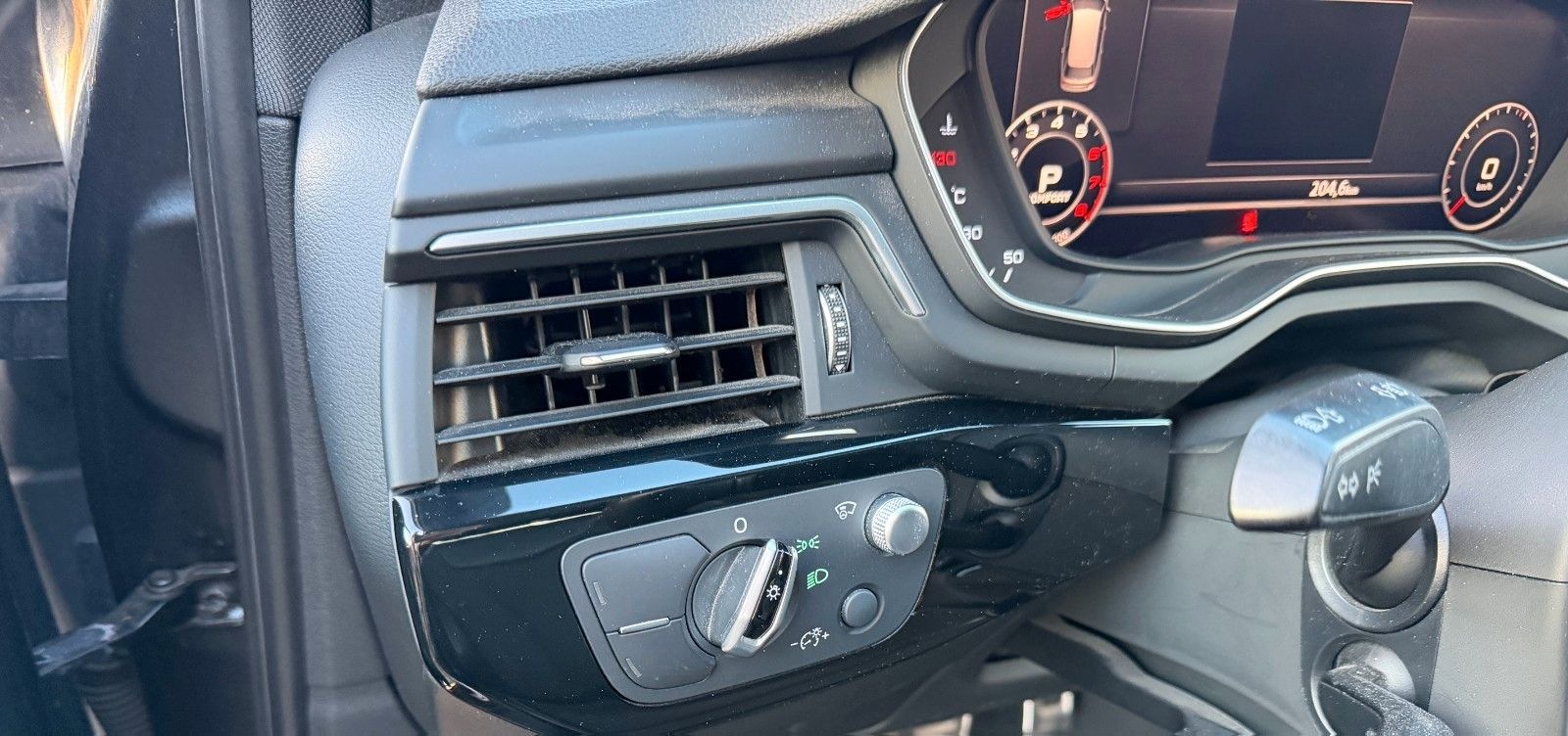 Audi A4 Avant sport ultra S-Line HUD 1. Hand Matrix foto 19