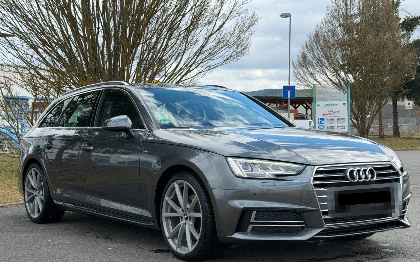 Audi A4 Avant sport ultra S-Line HUD 1. Hand Matrix foto 3