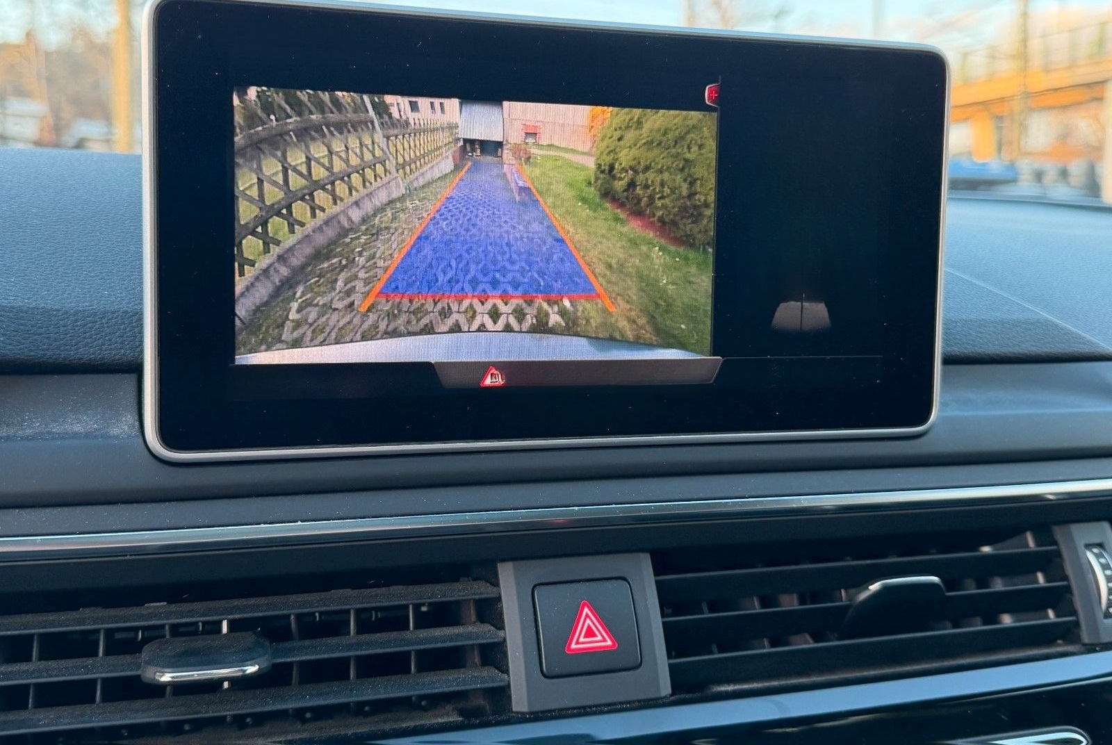 Audi A4 Avant sport ultra S-Line HUD 1. Hand Matrix foto 23