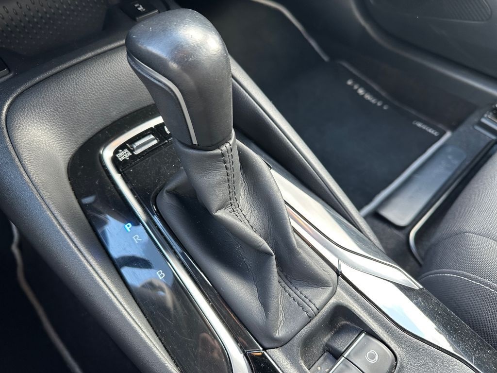 Toyota Corolla 1.8 Hybrid Touring Sports Business Editi foto 16