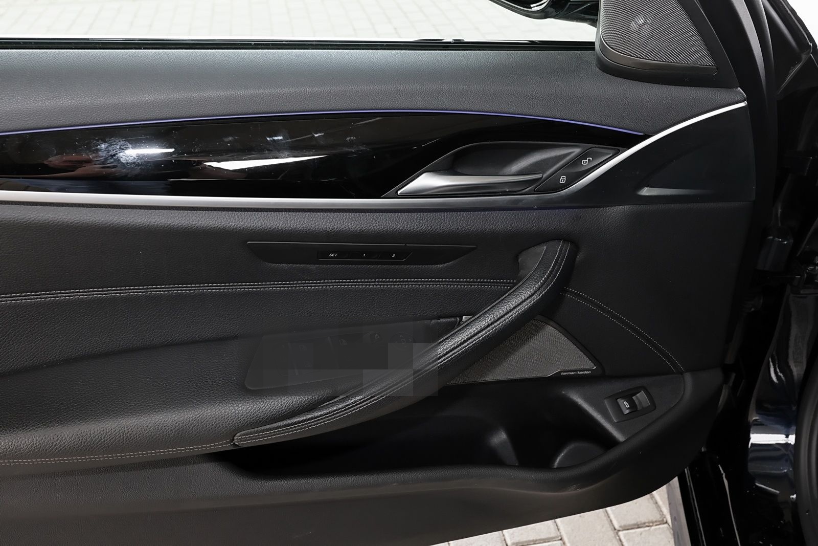 BMW M550 i xDrive TOTWINKEL+DISTRO+HIFI+KAMERA+20" foto 12