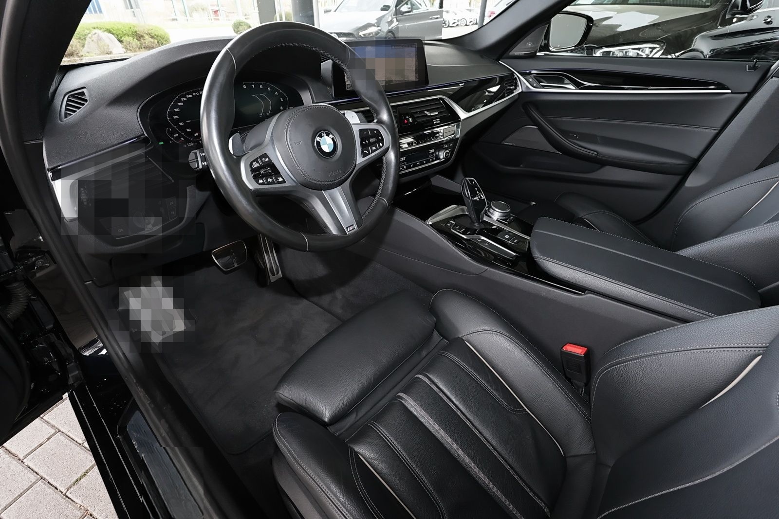 BMW M550 i xDrive TOTWINKEL+DISTRO+HIFI+KAMERA+20" foto 9