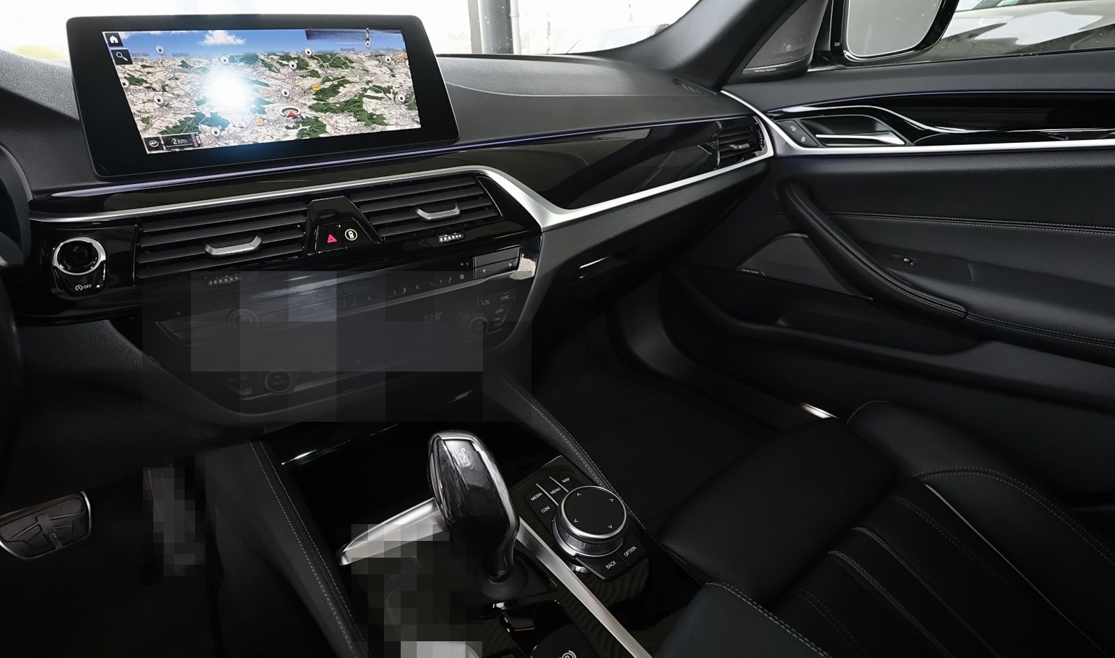BMW M550 i xDrive TOTWINKEL+DISTRO+HIFI+KAMERA+20" foto 10