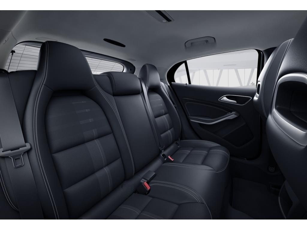 Mercedes-Benz GLA 180 KAMERA+NAVIGATION+TEMPOMAT+PARKPILOT+18" foto 9