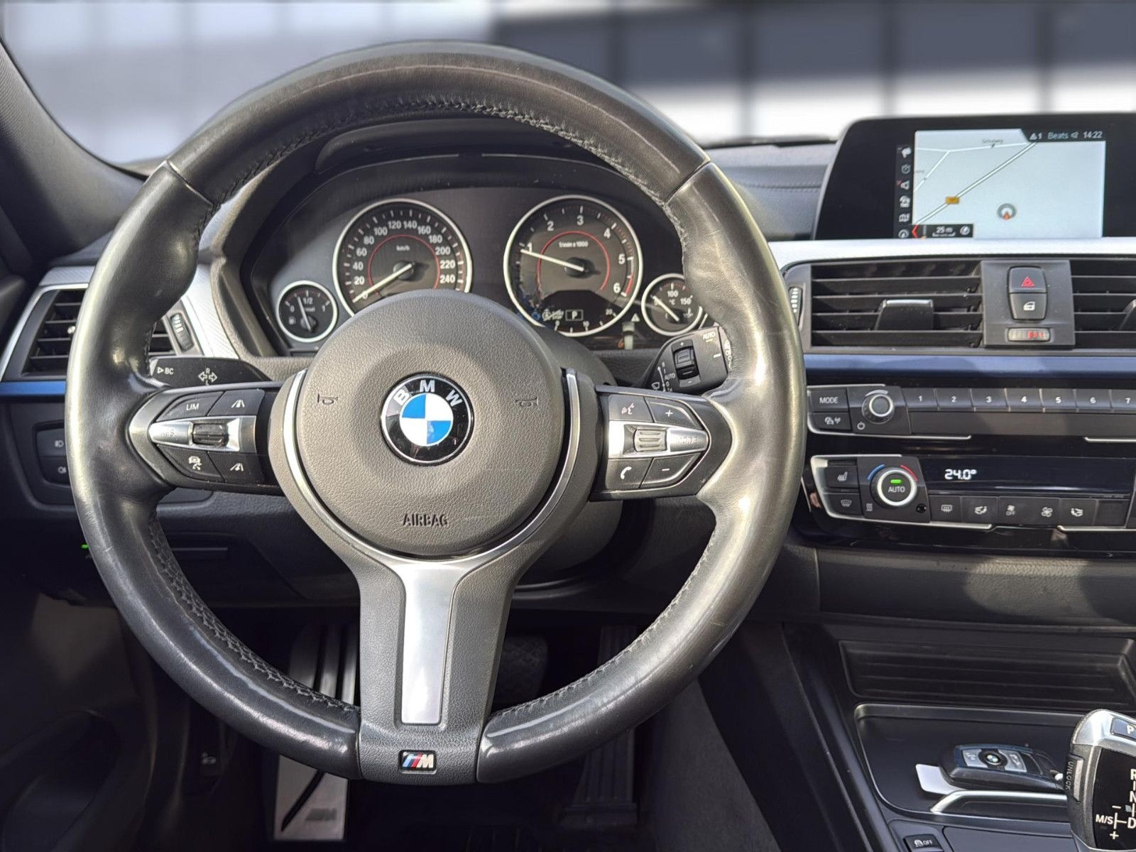 BMW 320 xd M Sport / unfallfrei/ 1.Hand/ reifen neu foto 11