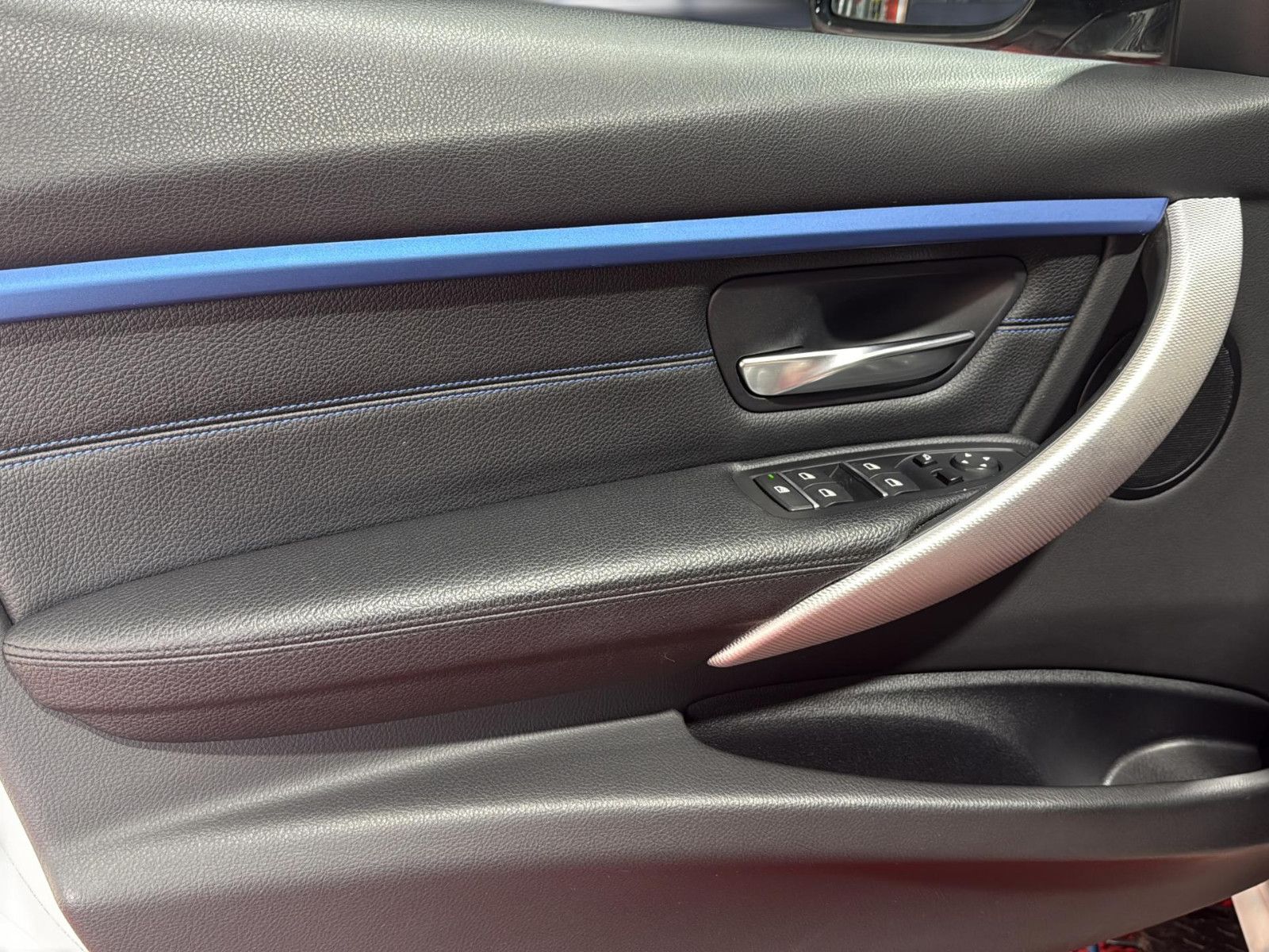 BMW 320 xd M Sport / unfallfrei/ 1.Hand/ reifen neu foto 18