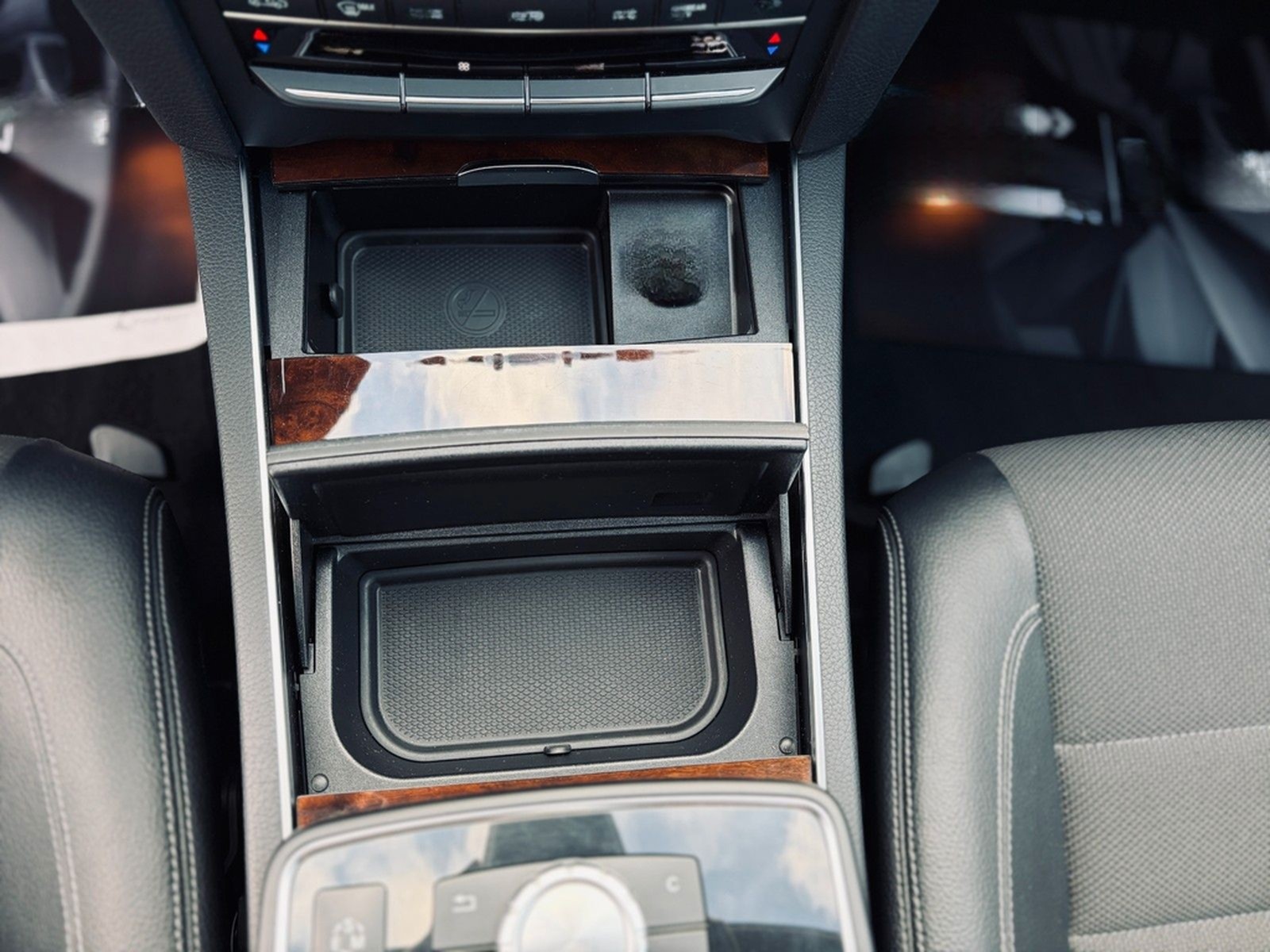 Mercedes-Benz E 250 Coupe Automatik+ILS+Navi+Totwinkel+SHZ+USB foto 22