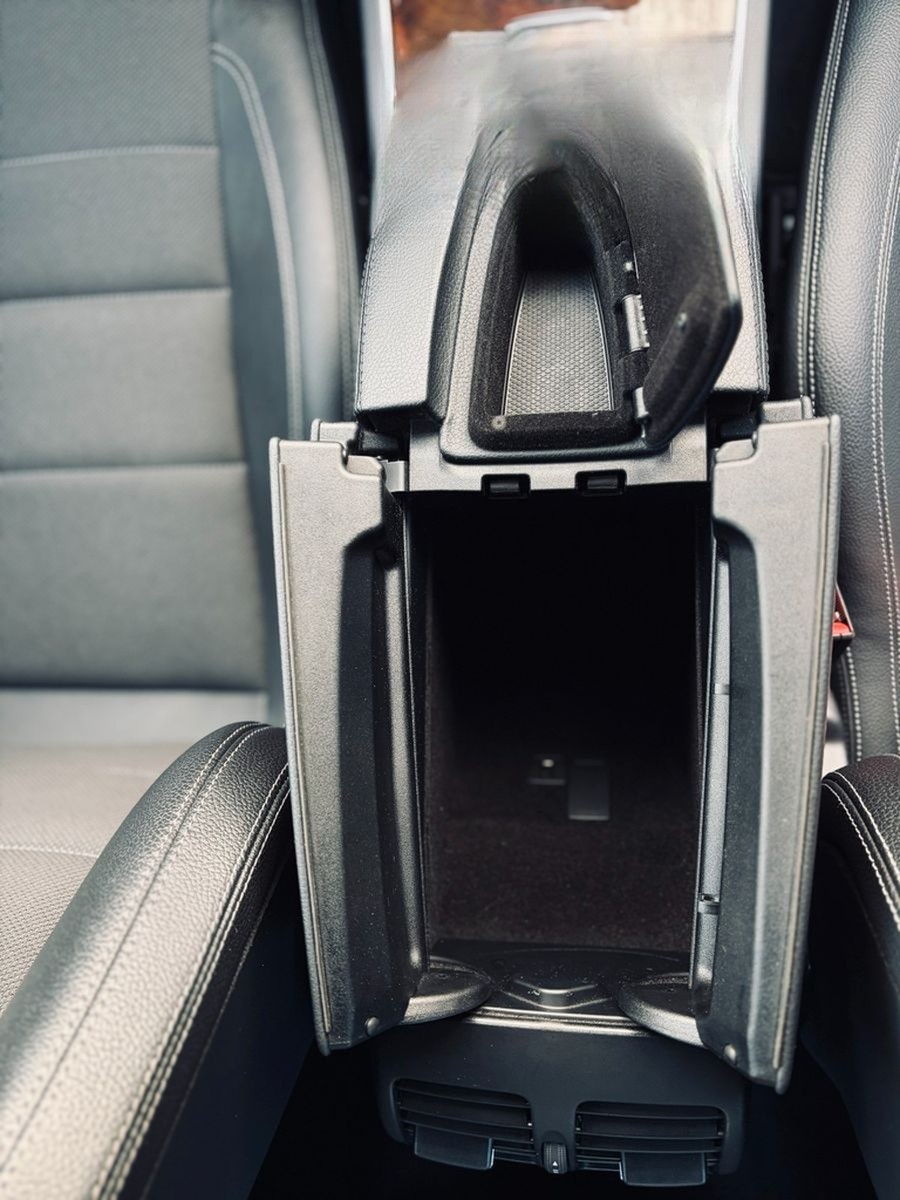 Mercedes-Benz E 250 Coupe Automatik+ILS+Navi+Totwinkel+SHZ+USB foto 33