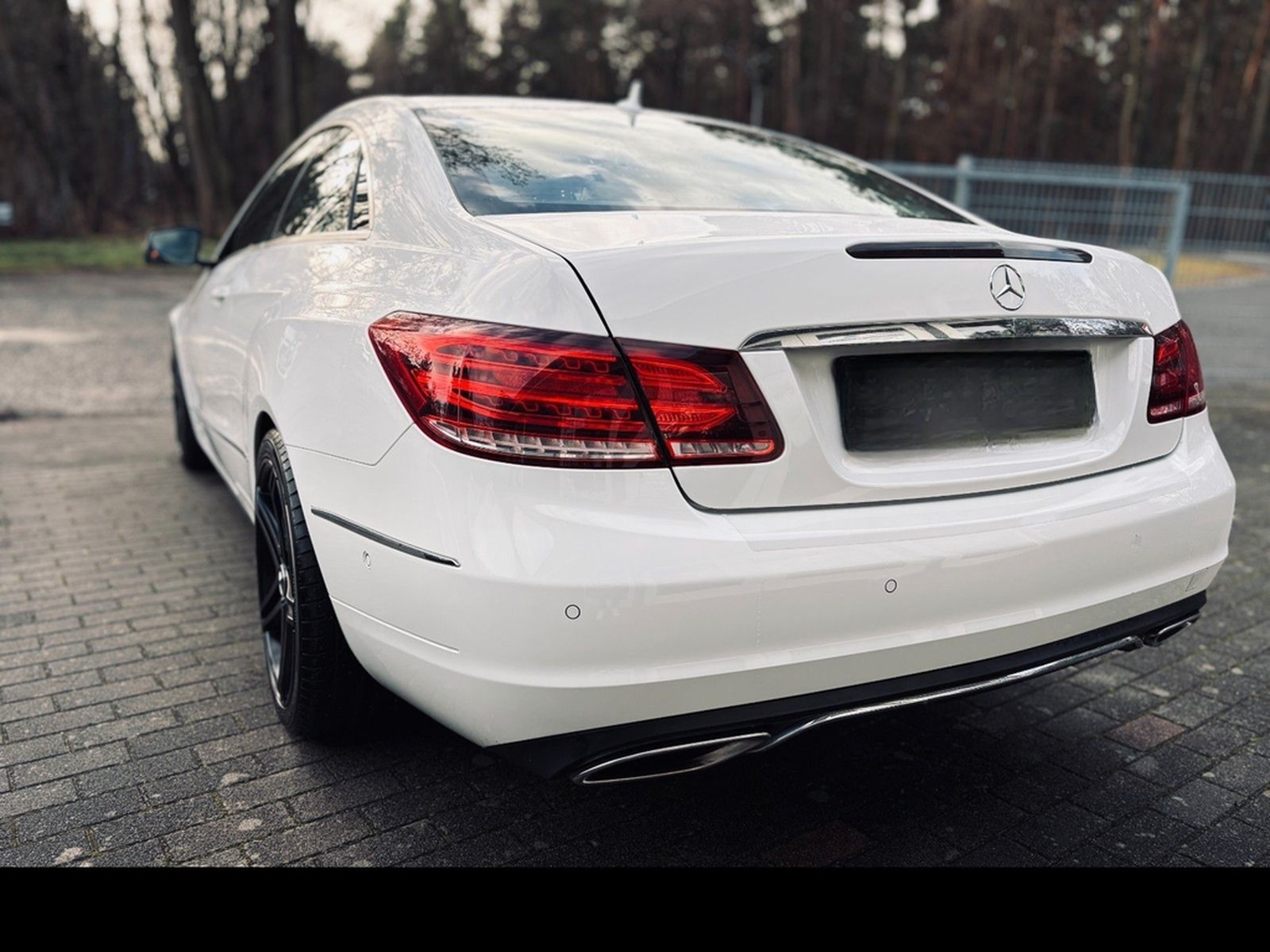 Mercedes-Benz E 250 Coupe Automatik+ILS+Navi+Totwinkel+SHZ+USB foto 6