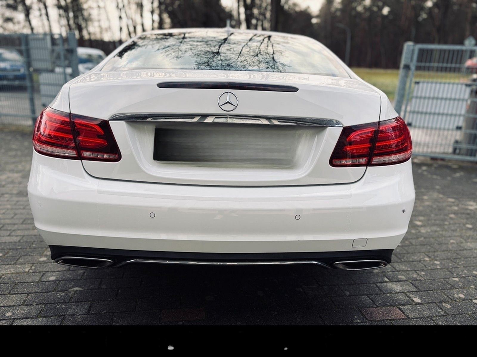 Mercedes-Benz E 250 Coupe Automatik+ILS+Navi+Totwinkel+SHZ+USB foto 7