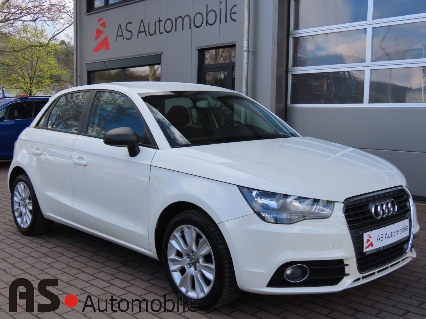 Audi A1 1.2 TFSI Sportback Ambition HUneu*SHZ*PDC foto 1