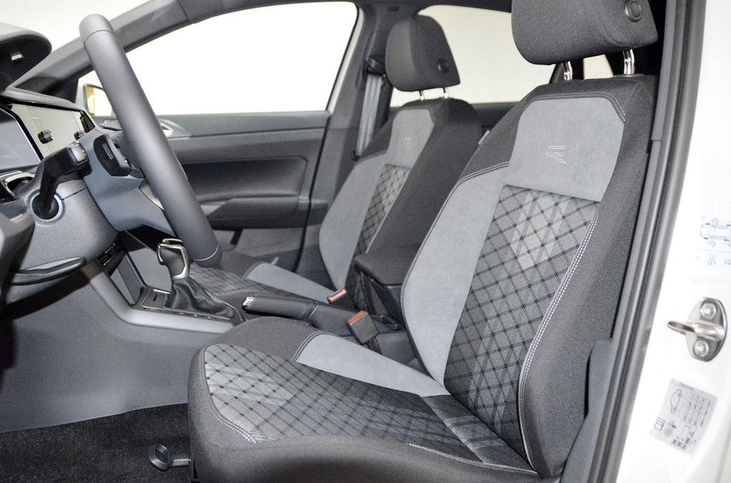 Volkswagen Polo 1.0 TSI DSG R-Line IQ.LIGHT*VIRTUAL*NAVIVOR foto 9